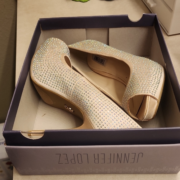 Elegant Rhinestone Peep-Toe Heels - Picture 7 of 7